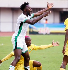 'A big, physical man' – Aston Villa icon reacts to rumours linking Ndidi with Man Utd and Everton